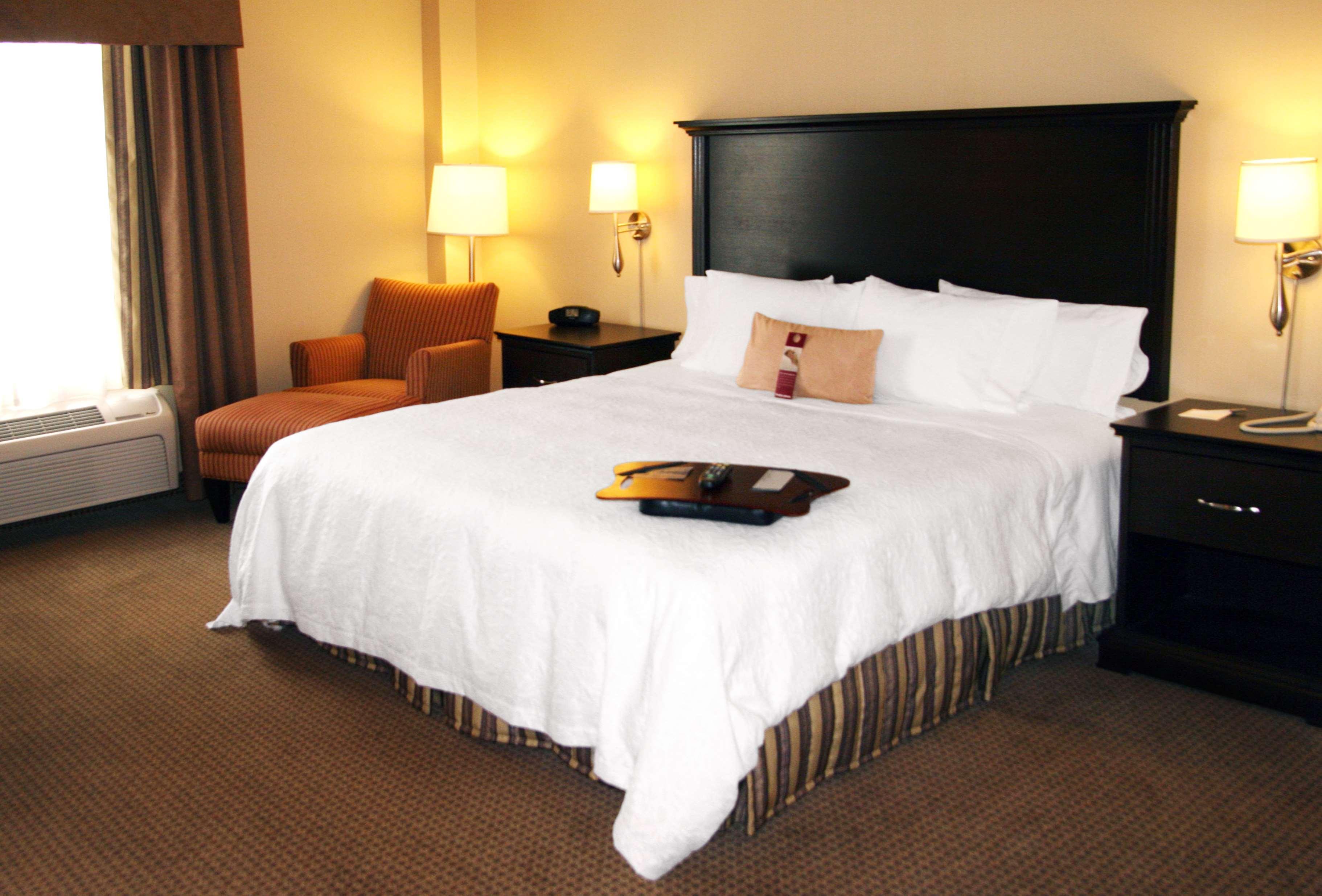 Hampton Inn & Suites Laval Szoba fotó